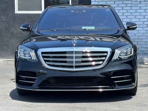 Used 2020 Mercedes-Benz S 560 Sedan image 2