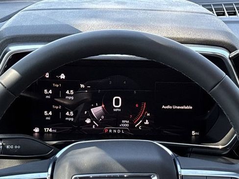 New 2026 GMC Canyon Elevation w/ Convenience Package image 12