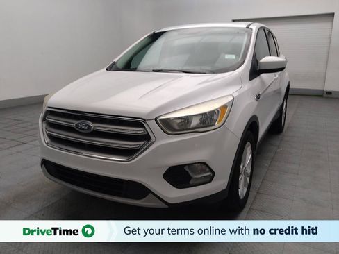 Used 2017 Ford Escape SE FWD image 1