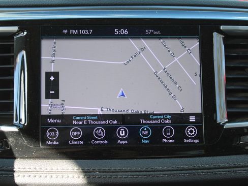 Used 2018 Chrysler Pacifica Limited w/ Advanced Safetytec Group image 23