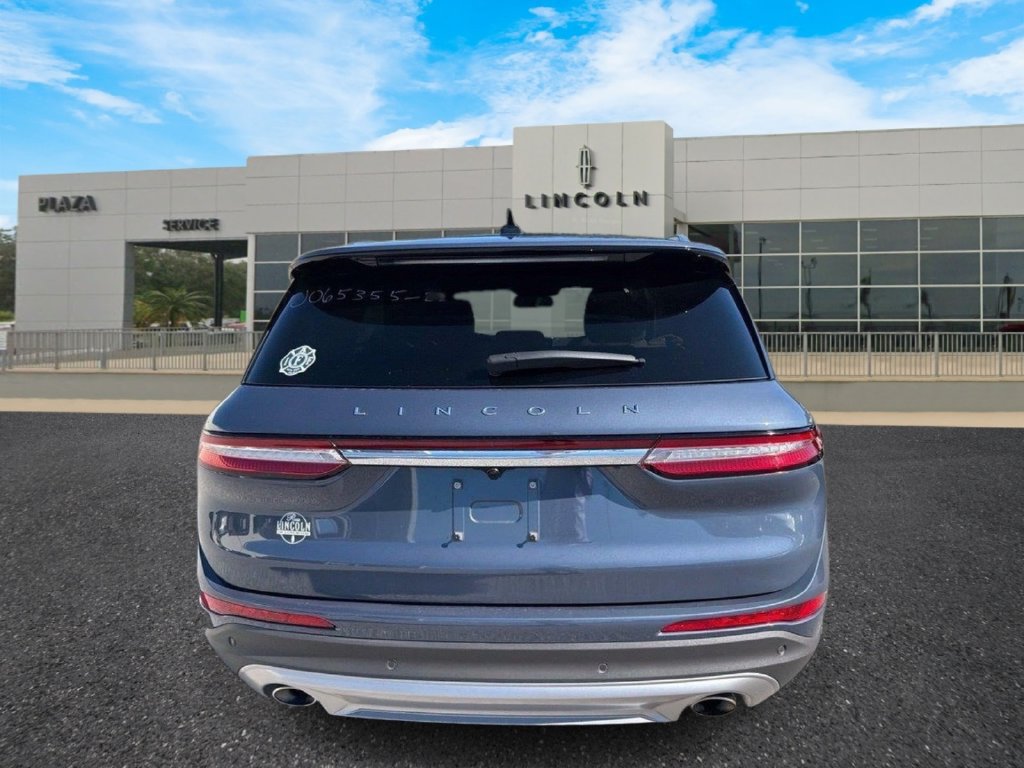 Used 2022 Lincoln Corsair FWD w/ Premium Package image 4