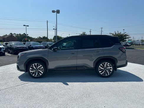 New 2026 Subaru Forester Touring w/ Touring Hybrid Package AWD/4WD image 4