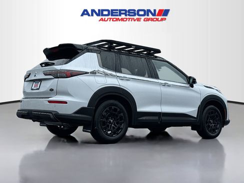 New 2026 Mitsubishi Outlander Trail Edition S-AWC image 2