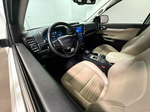 Used 2024 Ford Ranger Lariat w/ FX4 Off-Road Package image 2