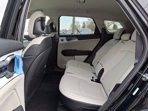 New 2026 Kia Sportage EX AWD/4WD image 5