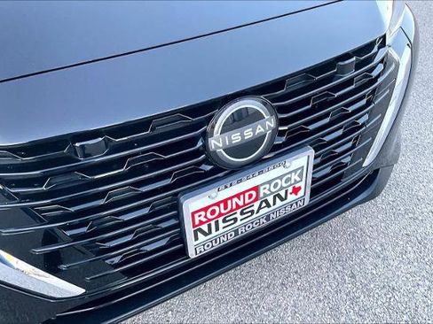 Certified 2025 Nissan Sentra SV image 29