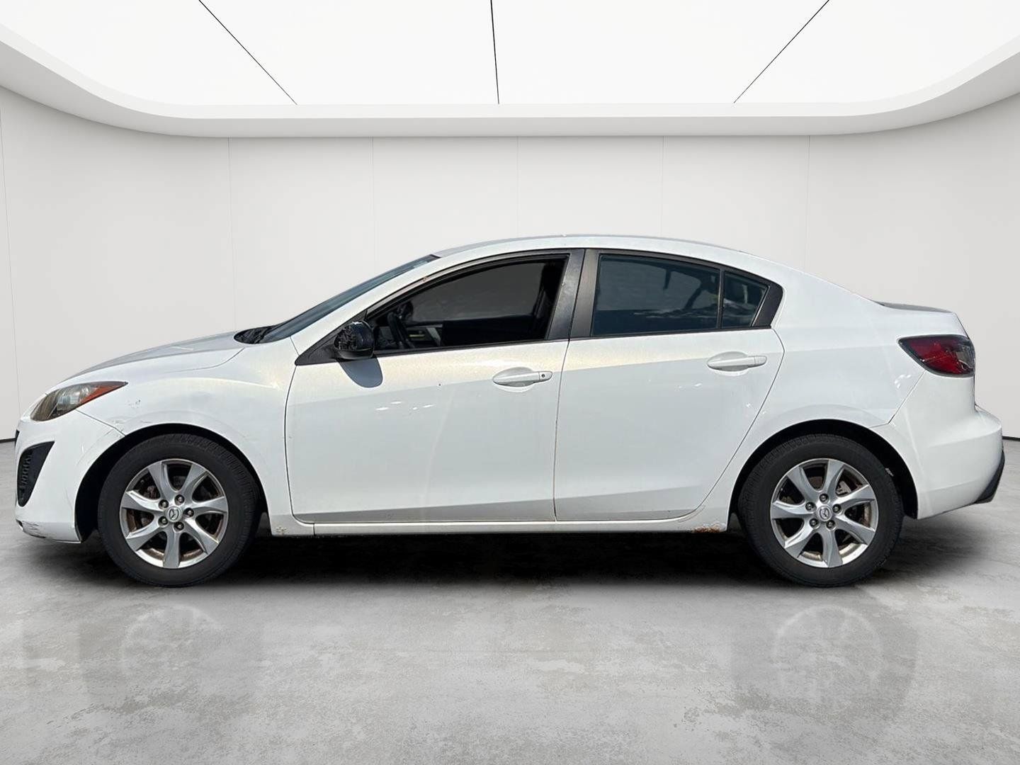 Used 2011 MAZDA MAZDA3 i Touring FWD image 8