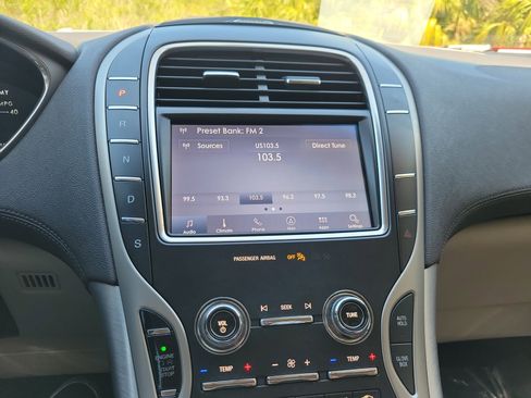 Used 2020 Lincoln Nautilus FWD w/ Equipment Group 101A image 25