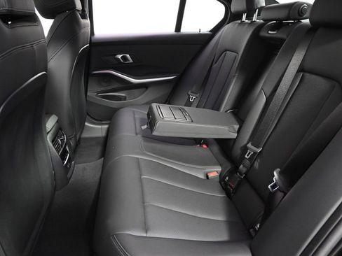 Used 2025 BMW 330i xDrive Sedan image 21