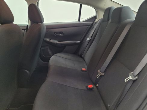Used 2024 Nissan Sentra S FWD image 18