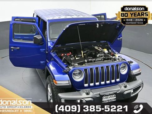 Used 2019 Jeep Wrangler Unlimited Sahara image 24