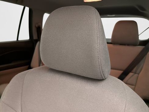 Used 2020 Honda Pilot EX image 8