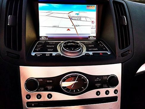 Used 2013 INFINITI G37 Sport w/ Premium Pkg image 22