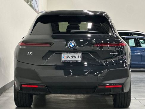 Used 2024 BMW iX xDrive50 AWD/4WD image 5