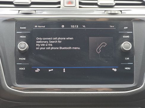 Certified 2023 Volkswagen Tiguan SE R-Line AWD/4WD image 12