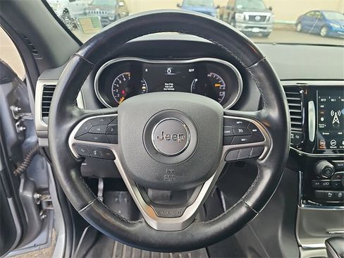 Used 2021 Jeep Grand Cherokee Laredo X image 19