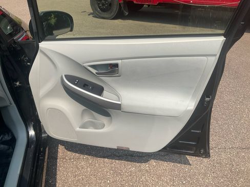 Used 2015 Toyota Prius Two FWD image 29