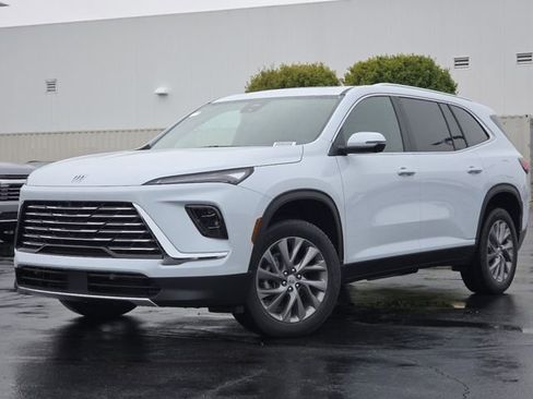 New 2026 Buick Enclave Preferred w/ Power Package image 2