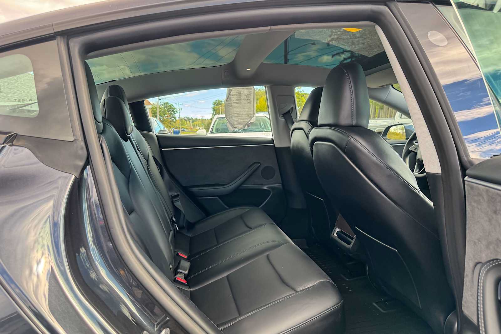 Used 2025 Tesla Model 3 Long Range AWD/4WD image 12