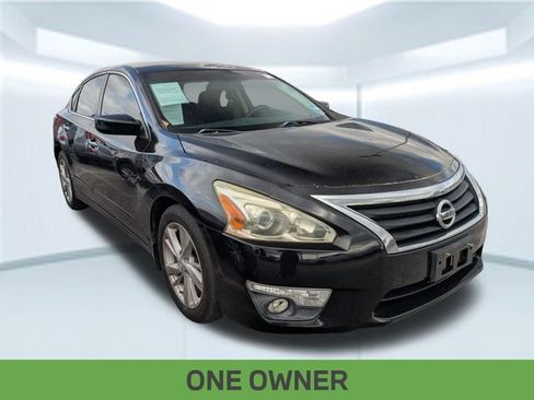 Used 2015 Nissan Altima 2.5 SV image 4