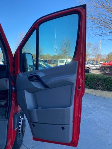 Used 2016 Mercedes-Benz Sprinter 3500 image 18