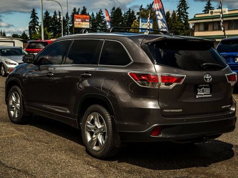 Used 2015 Toyota Highlander Limited Platinum AWD/4WD image 13