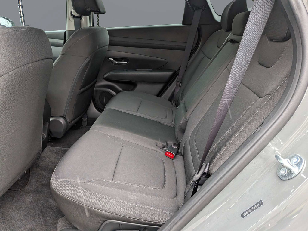Used 2026 Hyundai Tucson SE FWD image 18