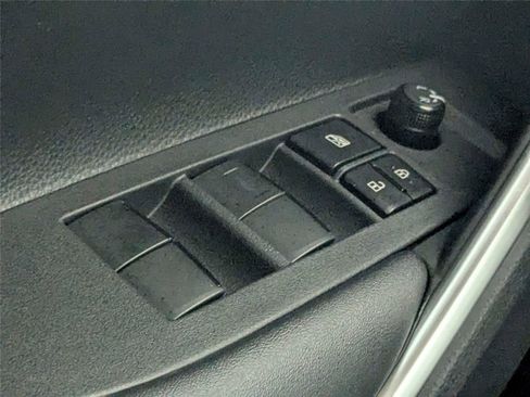 Used 2024 Toyota Corolla Cross AWD Hybrid image 16