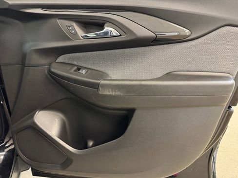 Used 2022 Chevrolet TrailBlazer LT w/ Convenience Package image 27