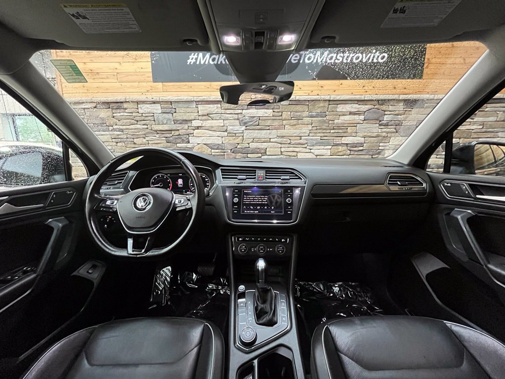 Used 2019 Volkswagen Tiguan SEL Premium AWD/4WD image 22