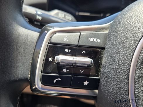 Certified 2025 Kia Sorento S w/ Panoramic Sunroof Package FWD image 27