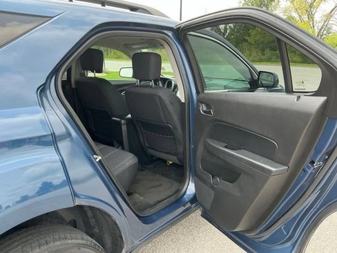 Used 2017 Chevrolet Equinox LT w/ Convenience Package AWD/4WD image 18