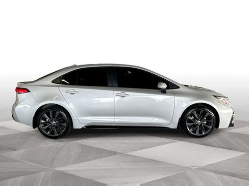 Used 2025 Toyota Corolla SE FWD image 9