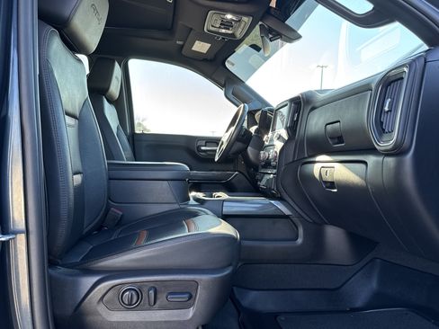 Used 2022 GMC Sierra 1500 AT4 w/ AT4 Preferred Package image 31