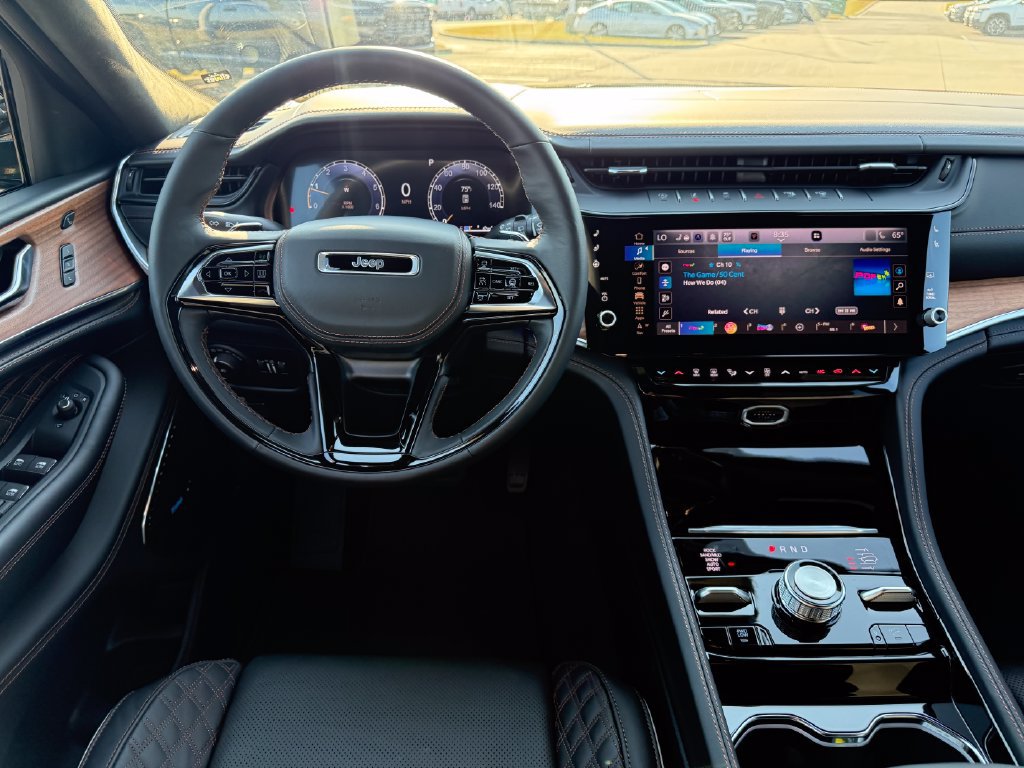 New 2027 Jeep Grand Cherokee Summit AWD/4WD image 8