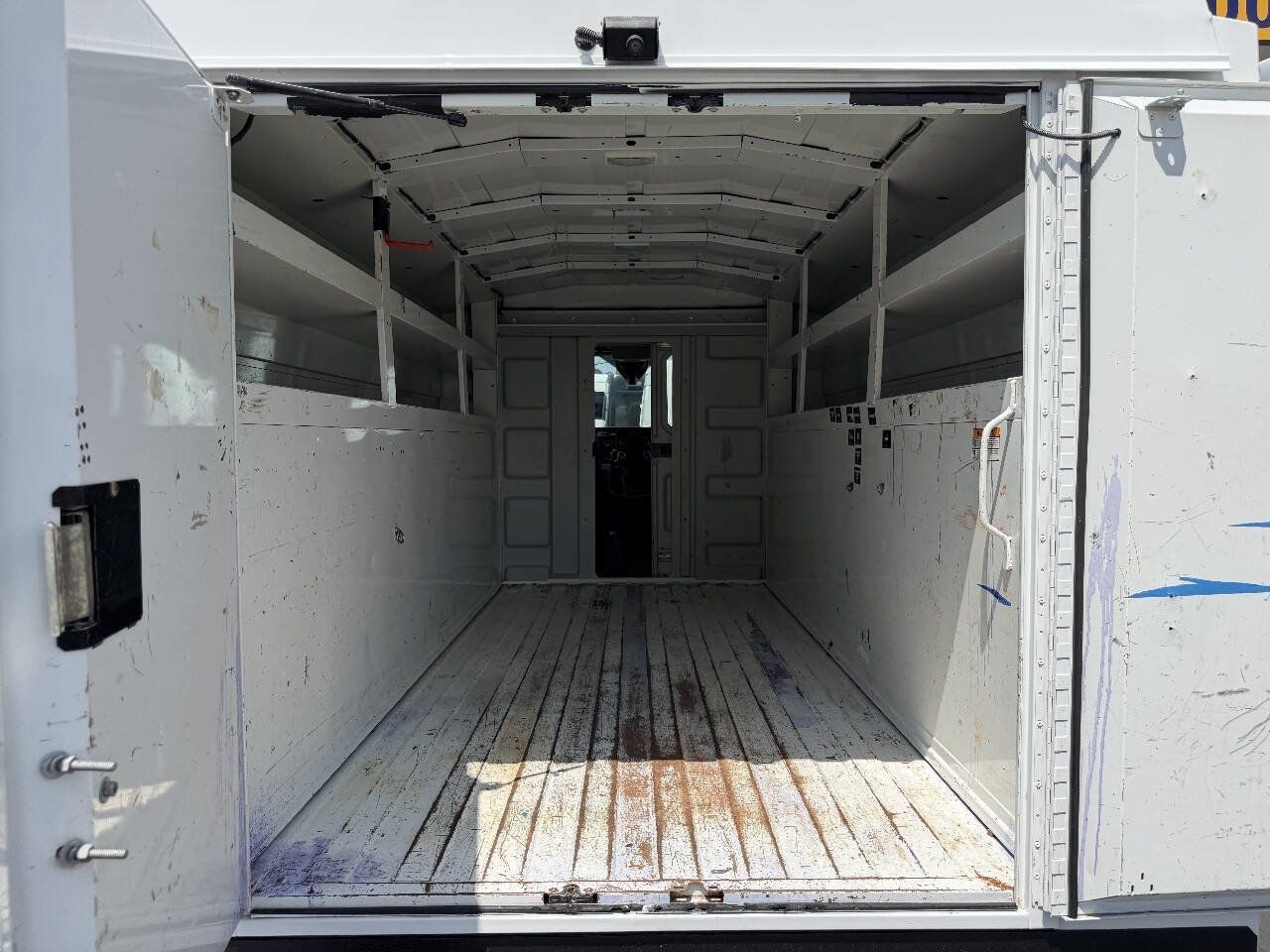 Used 2020 Ford Transit 350 w/ Interior Upgrade Package RWD image 11