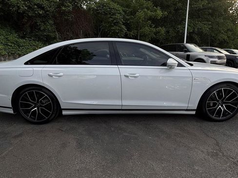 Used 2021 Audi A8 L 3.0T w/ Executive Plus Package AWD/4WD image 19