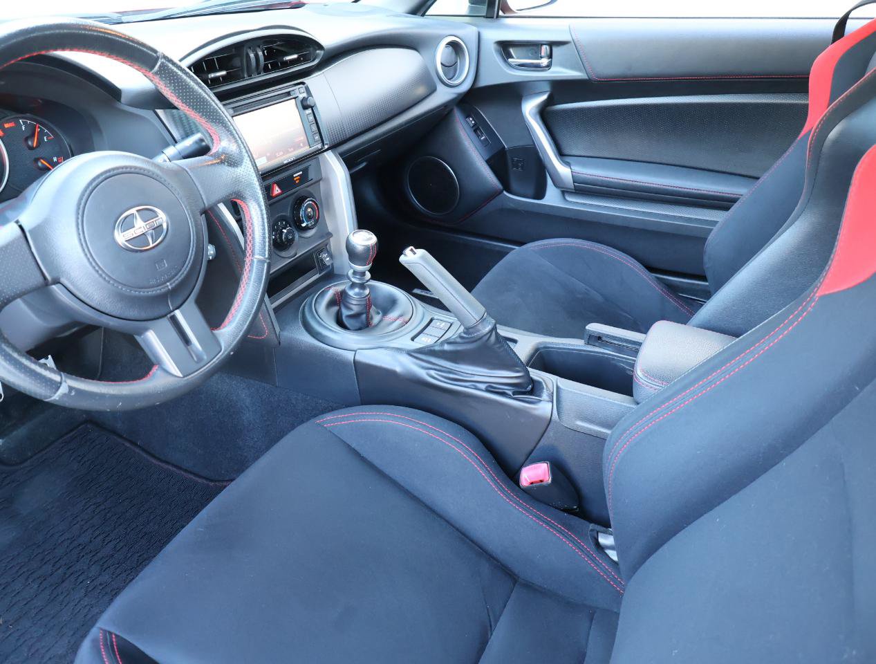 Used 2014 Scion FR-S RWD image 16