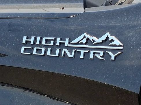 Used 2024 Chevrolet Silverado 1500 High Country w/ Technology Package AWD/4WD image 19
