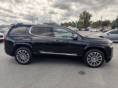 Used 2021 GMC Acadia Denali w/ Denali Ultimate Package AWD/4WD image 3