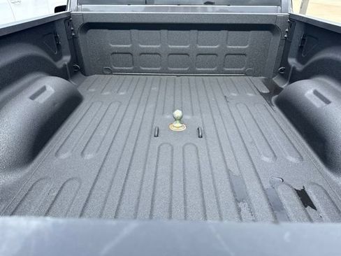 Used 2026 RAM 2500 Laramie AWD/4WD image 4