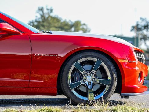 Used 2011 Chevrolet Camaro SS w/ RS Package RWD image 9