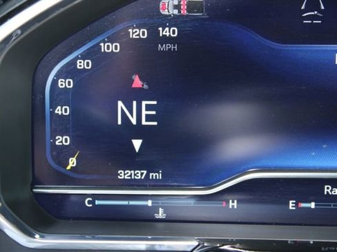 Used 2024 Chevrolet Silverado 1500 LTZ image 31