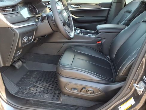 New 2026 Jeep Grand Cherokee Limited AWD/4WD image 14