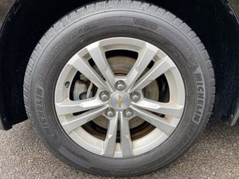 Used 2014 Chevrolet Equinox LS image 16