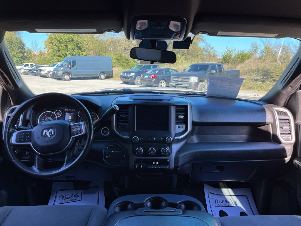 Used 2022 RAM 3500 Big Horn AWD/4WD image 15