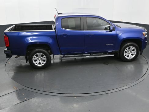 Used 2017 Chevrolet Colorado LT w/ LT Convenience Package image 32