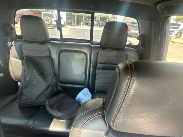 Used 2025 Nissan Frontier Pro-X w/ Pro Premium Package RWD image 8
