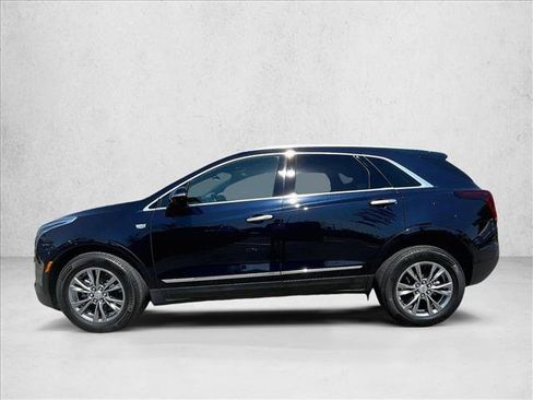 Used 2021 Cadillac XT5 Premium Luxury w/ LPO, Floor Liner Package AWD/4WD image 6