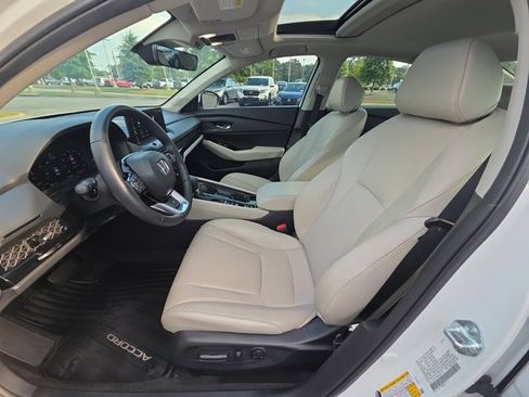 Used 2025 Honda Accord Touring image 24
